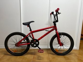 Bicicleta BMX Decathlon Wipe Roja 20"