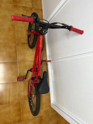 Bicicleta BMX Decathlon Wipe Roja 20"