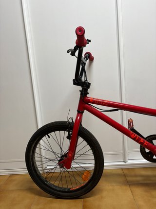 Bicicleta BMX Decathlon Wipe Roja 20"