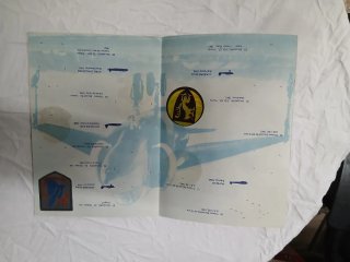 Álbum Emblemas Aéreos y Conquista Espacial