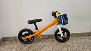 Bici de equilibrio naranja 2-4 años