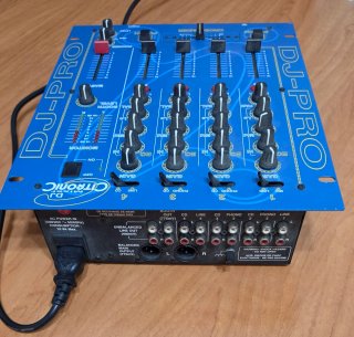 Mesa Mezcladora DJ Citronic DJ-PRO