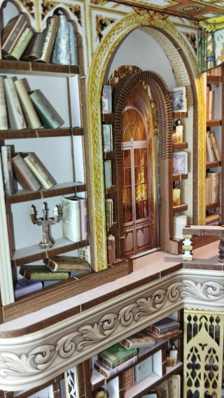 Angolo Libri Barocco Dreams: Libreria in Miniatura per Bambole