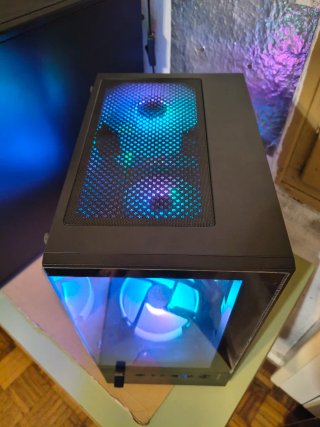 Mini PC Gamer i3 10100F + GTX 1070 + 16GB RAM