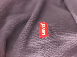 Polo Levi's Azul Marino Talla L