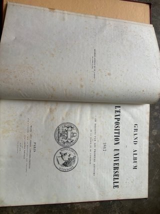 Collezione di libri antichi francesi vintage