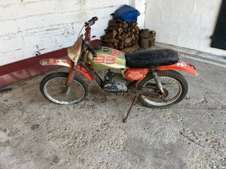 Moto antigua años 70 / 80