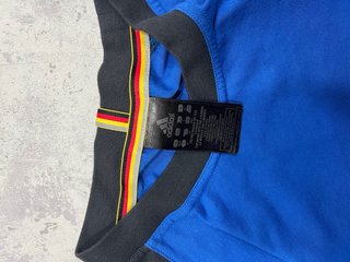 Camiseta Adidas Azul y Negra  deutschland