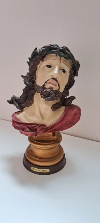 Lote de Figuras Religiosas