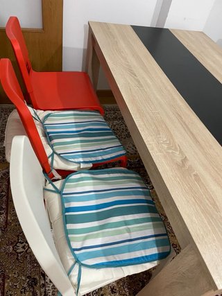 Sillas de comedor blancas y madera