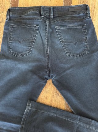 Vaqueros Diesel Spender W28 joggjeans