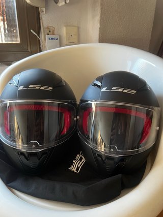 3Cascos de Moto LS2 y Shiro Negros