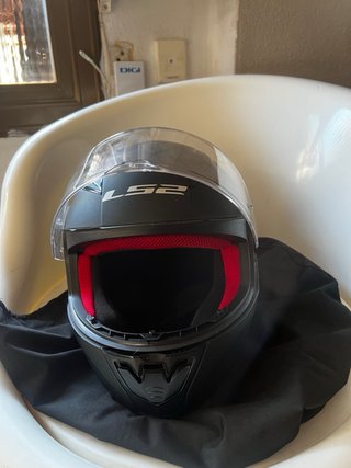 3Cascos de Moto LS2 y Shiro Negros