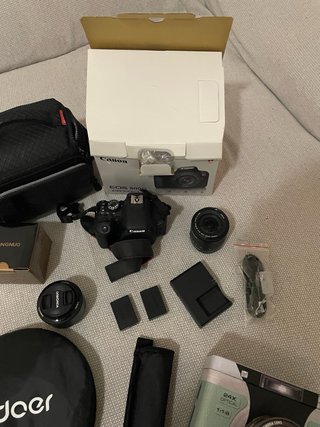 Kit Cámara Canon EOS 800D + Accesorios
