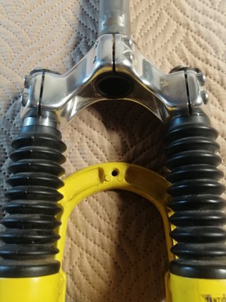 Horquilla RST 381 R Amarilla 1500 grs