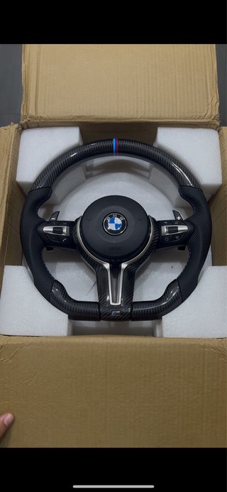 Volante BMW M Carbono
