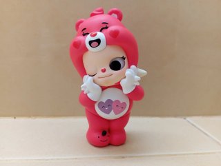 Figura Zsiga disfrazado de Oso amoroso Care bears.