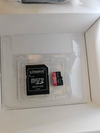 Cámara Insta360 Negra + Accesorios