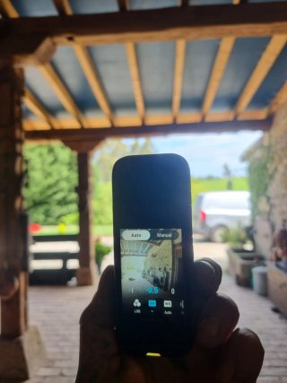 Cámara Insta360 Negra + Accesorios