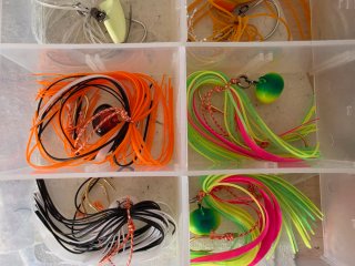 Caja Señuelos Tai Rubber / Rockfishing