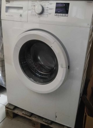Máquina de Lavar Beko WTE 7611 BW