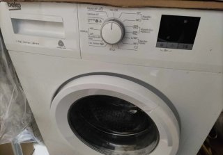 Máquina de Lavar Beko WTE 7611 BW