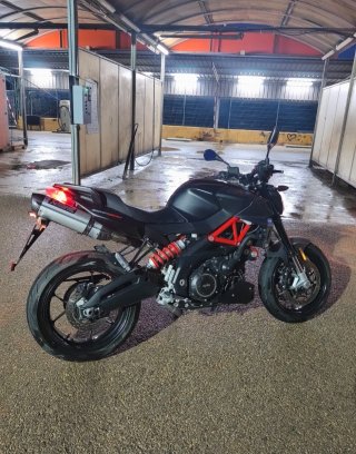 Escapes Akrapovic para Aprilia Shiver-Dorsoduro