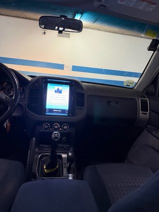 Mitsubishi Montero 2007