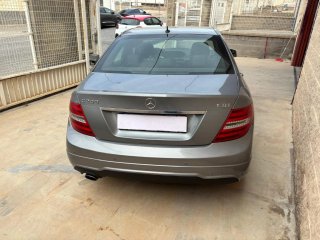 Mercedes-Benz Clase C 2011