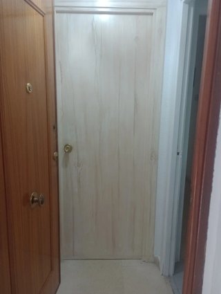 Servicio de cambio de color de puertas