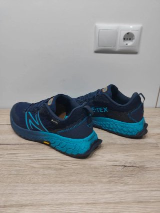 New Balance fresh foam hierro v7 goretex azul 43