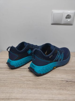 New Balance fresh foam hierro v7 goretex azul 43