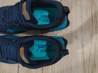 New Balance fresh foam hierro v7 goretex azul 43