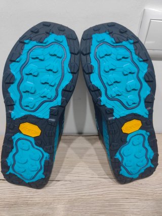 New Balance fresh foam hierro v7 goretex azul 43