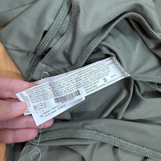 Body Stradivarius verde militar