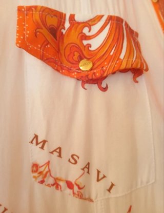 Oferta Vestido Masavi estampado naranja y blanco
