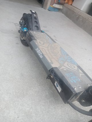 Patinete eléctrico Smargyro semi nuevo