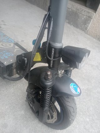 Patinete eléctrico Smargyro semi nuevo