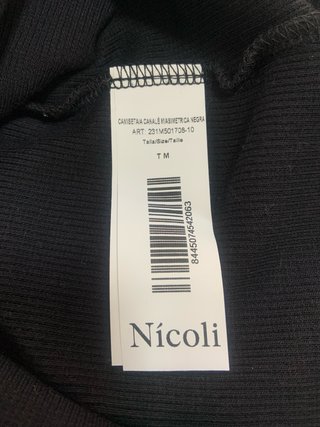 Conjunto Nícoli negro e ivory (2 tops elegantes)