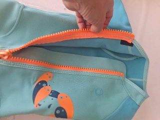 2 Neoprenos Talla 4-5 Años
