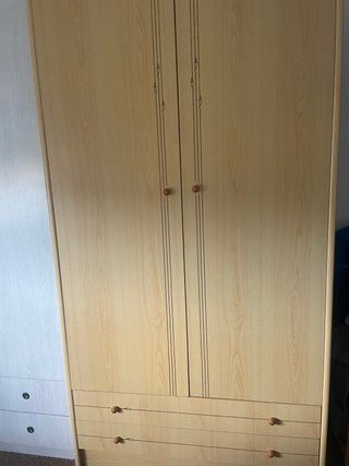 Cama individual de 1,05. Colchon mesita y armario