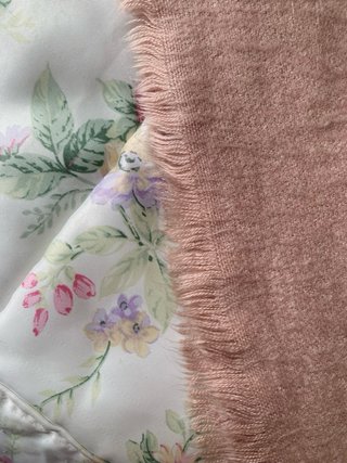 Bolso beige asa larga + regalo bufanda rosa