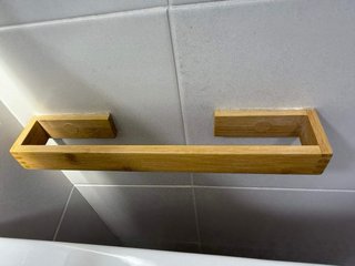 Baño de bambú/ madera ikea. Buen estado
