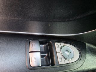 Mercedes Vito 2020 Compacto Mixto 2.2 Aut 5 Plazas