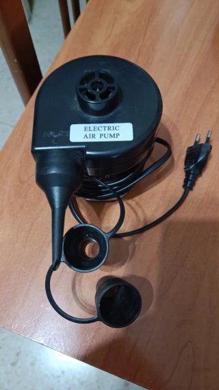 Colchón hinchable Intex más inflador eléctrico