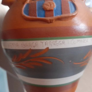 Cántaro de cerámica C.F.B.