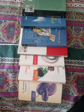 LIBROS CIENCIA(no texto):3€+regalo