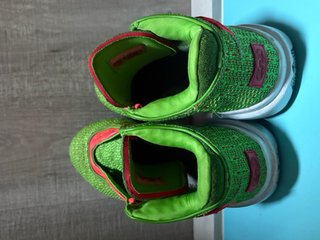 Nike Lebron 20 Verde y Rojo