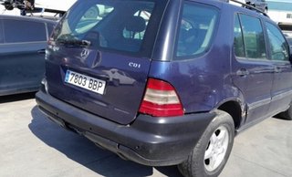 Mercedes elevalunas delantero derecho ml 270 47726