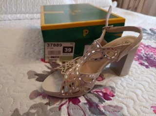 Sandalias Pitillos 39